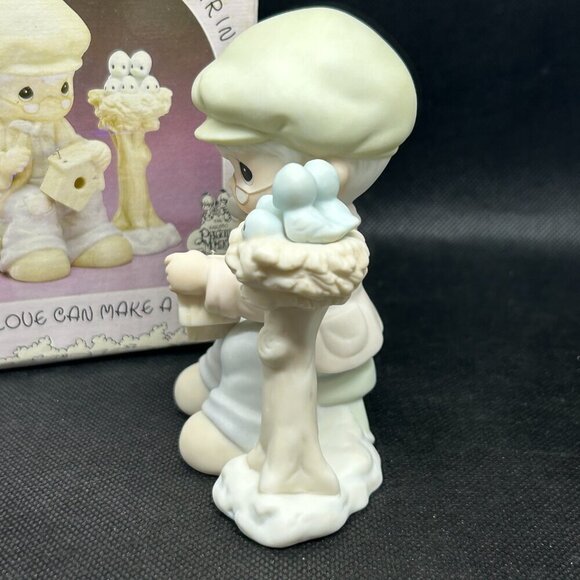 Precious Moments “Only Love Can Make a Home” 1992 Members Only figurine - Picture 4 of 5